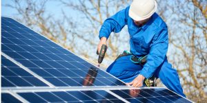Installation Maintenance Panneaux Solaires Photovoltaïques à La Vallée